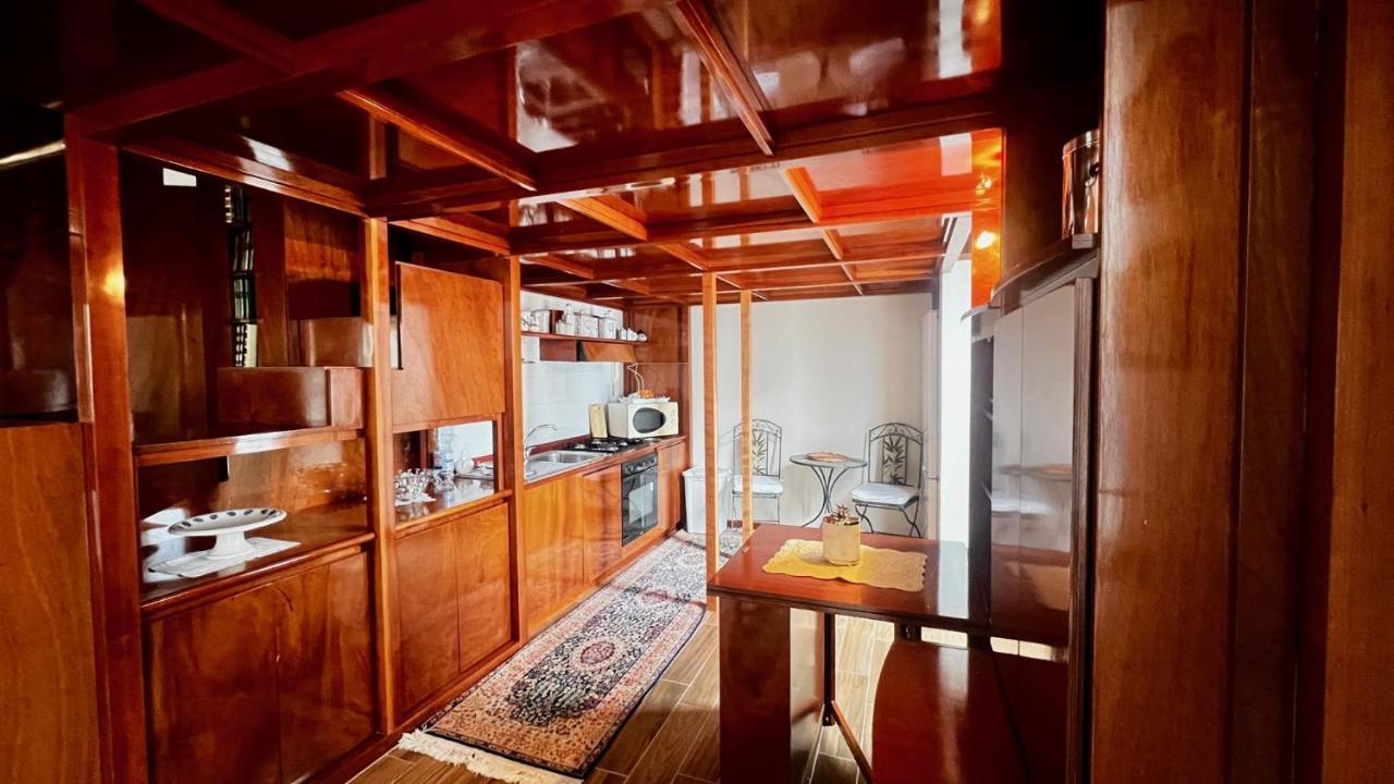 Appartement Residenza Borgo Marinaro à Naples Extérieur photo