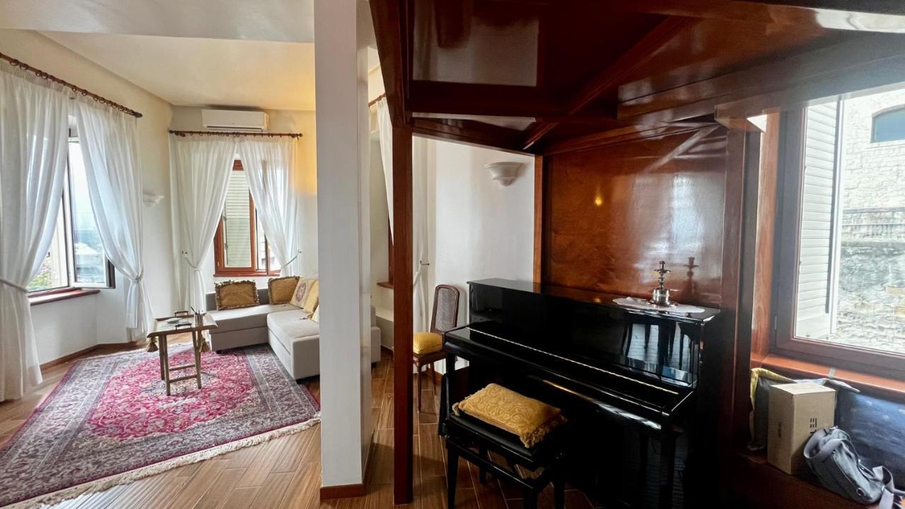 Appartement Residenza Borgo Marinaro à Naples Extérieur photo