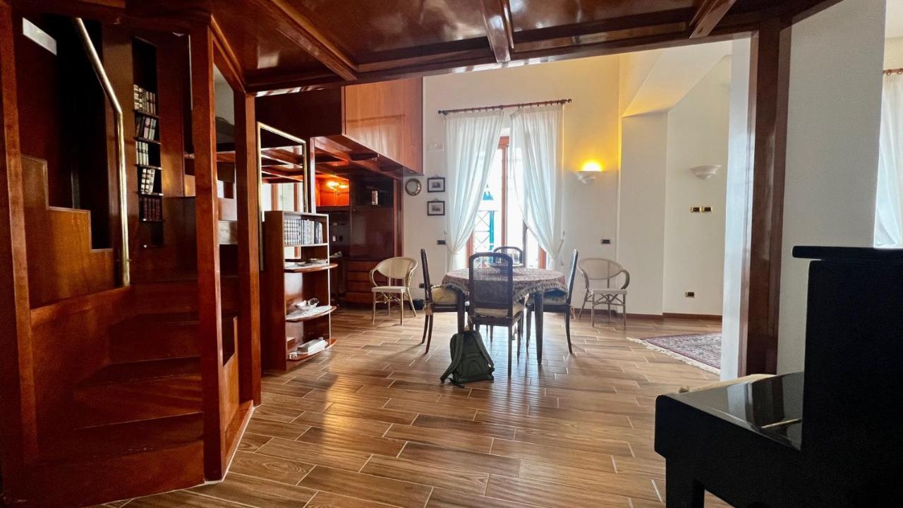 Appartement Residenza Borgo Marinaro à Naples Extérieur photo