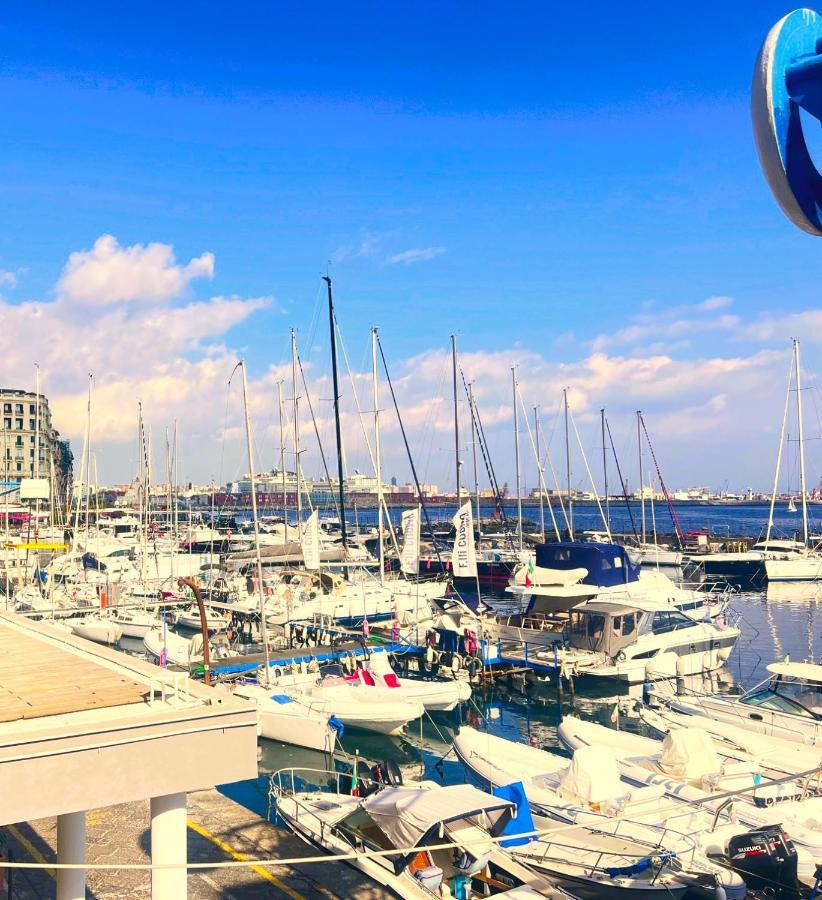 Appartement Residenza Borgo Marinaro à Naples Extérieur photo
